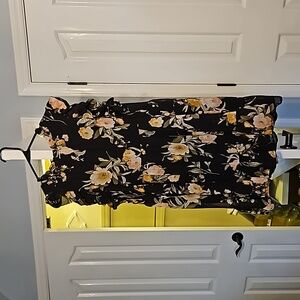 EUC Vici Floral Baby Doll Sleeveless Dress